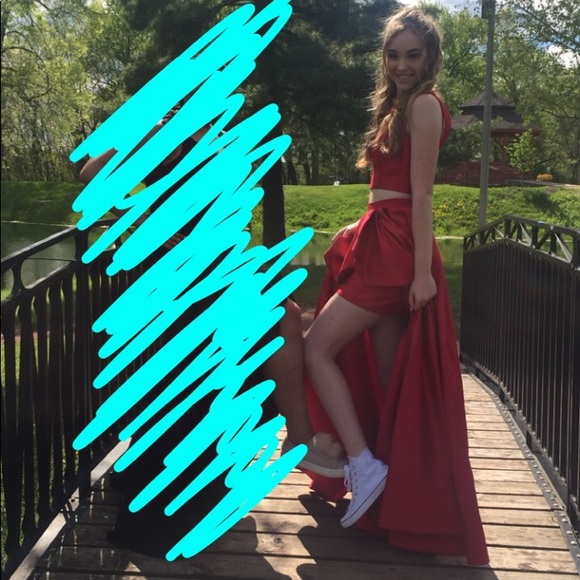 💕LOWEST MARKDOWN💕 Sherri Hill Two Piece Dress - Picture 3 of 3